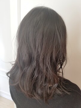 ネオリーブアイム 横浜西口店(Neolive aim) 春におすすめ！つやつやミディアム