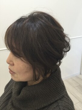 レヴィア(revia) 大人ショート[水戸/髪質改善/ヘッドスパ]