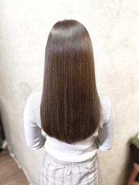 スローネ(THRONE) 艶髪／髪質改善／トリートメント／新宿