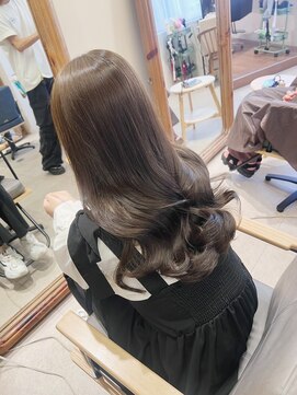 チェレ ロッソ 金剛店(Chere rosso) マロンベージュ/髪質改善カラー/レイヤー艶髪ロングヘア