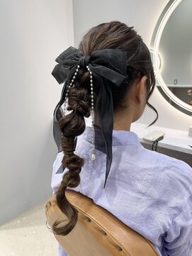 アンジェリカ 布施セントラルビル店(ANGELICA) ポニーテール風編みおろしスタイル