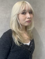 リア(Lia by KENJE)&nbsp;綺麗なホワイトブロンド♪