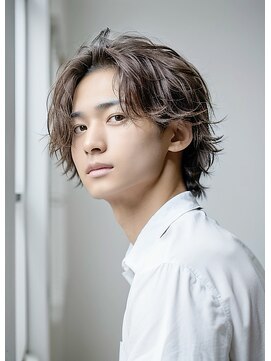 サンティエ 中央駅店(scintiller) 七三アップバングセンターパート波巻きスパイラルパーマツイスパ