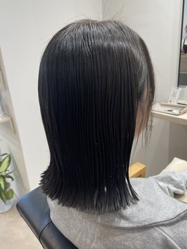 カエラ バイ アメリ(kaela by ameri) 【kaela 仲丸】黒髪ボブ