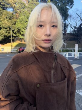 ルノ(RUNO) ミディアム・ボブレイヤー/レイヤーカット/顔周りレイヤー/20代