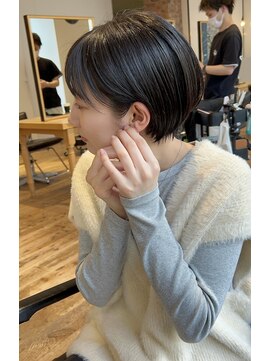 ホヌン 茅ヶ崎(Honnun) 小顔見せ×耳かけショート/茅ヶ崎