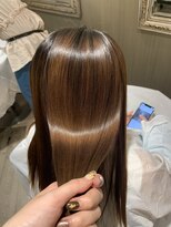 ムーン(moon) #ボブ#カーキグレージュ#大人かわいい#フェザーバング