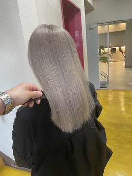 アップ(A+hair) ホワイトベージュ
