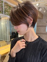 ロンド ストラーダ 心斎橋(Lond strada)&nbsp;ショート×ハイライト白髪ぼかし×マチルダボブ[心斎橋]