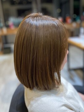 アトリエコア(Atelier Coa) ミルクティーベージュカラーくびれヘアグレージュカラー韓国