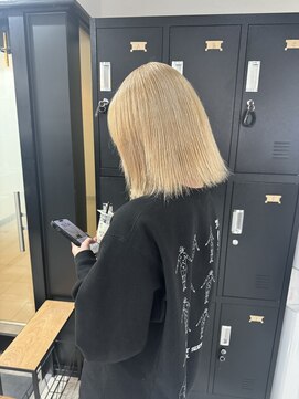 ウタシロイロ(uta shiroiro) ミルクティーカラー