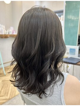 コンティロミー(CONTI ROMMY.) 韓国ヘア/レイヤー/髪質改善/イルミナカラー/透け感/グレージュ