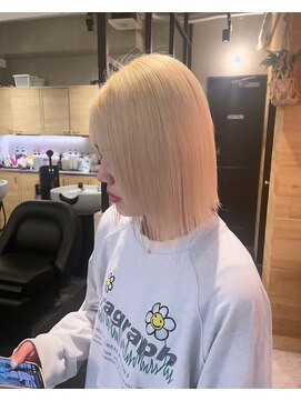 エイト 福岡天神店(EIGHT fukuoka) 抜きっぱなしブロンド