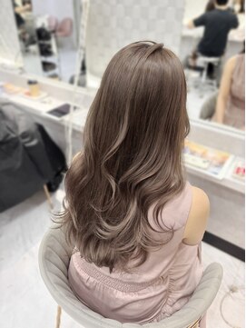 ジーナ 名駅(XENA.) 《chii》ショコラグレージュ/グレージュ/中明度カラー/ブリーチ