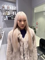 ヴァイス 新宿店(VAICE)&nbsp;White beige