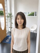 ビーアップヘアー(be:up hair) 縮毛矯正×暗髪ブラウン艶ミディ