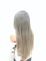 アベリア(Abelia)&nbsp;プラチナシルバーアッシュstyle