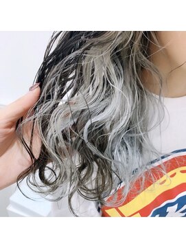 ワーカー ミミ(worker MIMI) ホワイトインナーカラー