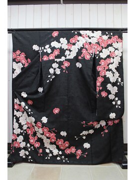 ルナクレセント (Luna crescent) 振袖A-14 ￥11500～(着付料込み)　＊　成人式プラン　￥20000～