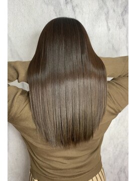 リヒト ヘアワークス(Licht HairWorks) グラデーションカラー＋髪質改善ハリウッドトリートメント