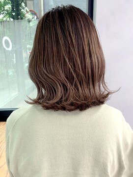 アイティーバイアルバム 八王子店(IT by ALBUM) シャドールーツ_グレージュカラーボブウルフ_ba400271