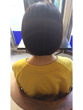 ベルエキップ(La Belle Equipe) 【髪の調律ケア】で極上のツヤ髪に♪