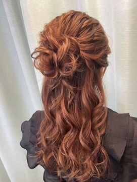 マーズ(Hair&Make Mars+) ハーフアップ