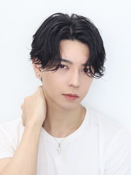 トゥルークリエイション 渋谷(True Creation SHIBUYA) ニュアンスフェザーセンターパート