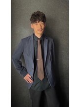 アルバ 津城山店 YUJI 足立