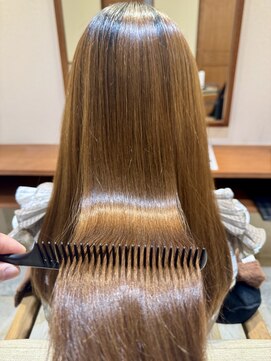 ねむの木 ロング　縮毛矯正