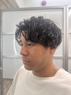 ビンナ(BINNA) メンズウェーブパーマスタイル