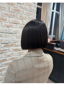 サンクチュアリー 千里山(Sanctuary) ミニボブスタイル