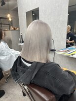 イースブルー 高松店(Y’s Blue)&nbsp;ホワイトシルバー