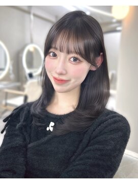 アイドットプラスサッポロ 札幌(i.+SAPPORO) ミディアムレイヤーカットでふんわりヘア