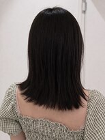 トリッカ シブヤ(TRICCA SHIBUYA)&nbsp;ぷっつりカット/外はねヘア/ミディアムスタイル