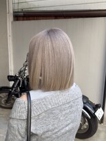 アンダーバーホワイト 広島 本通店(_WHITE) シルバー/グレージュ/ホワイトベージュ/ダブルカラー/ハイトーン