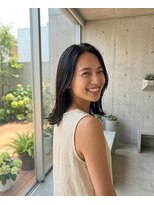 レガリタ(Regarita)&nbsp;【外ハネミディアム×ダークグレージュ】◎20代30代40代