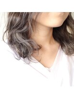 デコヘアーフラッペ(DECO HAIR frappe) ハイライトとグレージュ