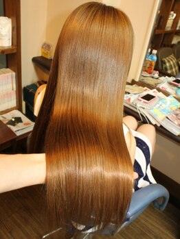 ケルア(KELUA)の写真/－持ちの良いM3Dの最先端縮毛矯正、エステストレート－それは貴女の髪をナチュラルで扱いやすい髪質に！