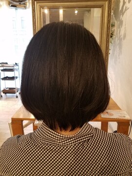 ウィービーパセリ atre川越店(WE BE PARSLEY) 前下がりボブ(スタイリスト西田)