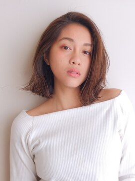 ムーン ティコブラーエ(moon tico brae) 前髪/イヤリングカラー/イメチェン/ラベンダーカラー/くびれ