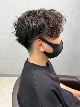 リット×ベリエ(Lit.×belier) ツイストスパイラルパーマ波巻きスパイラルパーマツーブロック