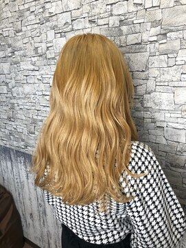 ルイス(L'wis) お人形さんの様な金色♪ハニーベージュ【L'wis 乙津】