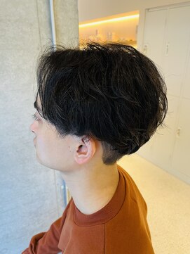 ジーナ 新宿(Zina) センターパート×ニュアンスパーマ【Zina 大越香苗】