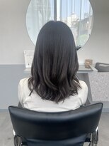 トッカ 茨木(tocca)&nbsp;透明感たっぷりオリーブグレージュ