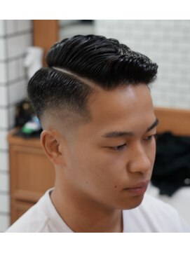 メンズ理容室 BARBERSHOP NOR 学芸大学店【バーバーショップノア】 七三分け サイドパート スキンフェードカット