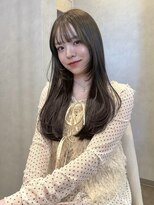 リタ(Lita.) 韓国ロング/透け感カラー/顔まわりレイヤー/上品【新保/青江】