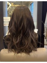 ル クリックギンザ Le Clic GINZA&nbsp;ロングヘア/ナチュラルブラウン/ロングレイヤー/顔周りレイヤー