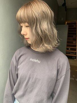 ジーナ(XENA) ミルクティブロンド