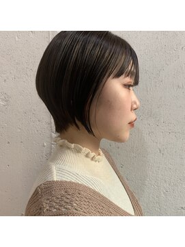 エイト 福岡天神店(EIGHT fukuoka) 前下がりショートスタイル